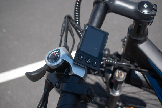 2.4 inch HD Bluetooth display – connected e-bike dashboard

